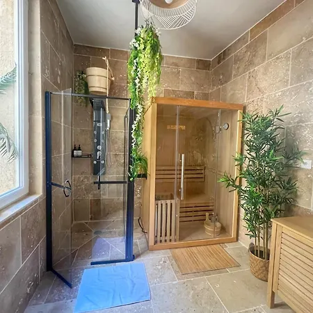Bien-Etre Au Naturel, Love Room, Jacuzzi Sauna, Centre-Historique Avignon Exterior photo