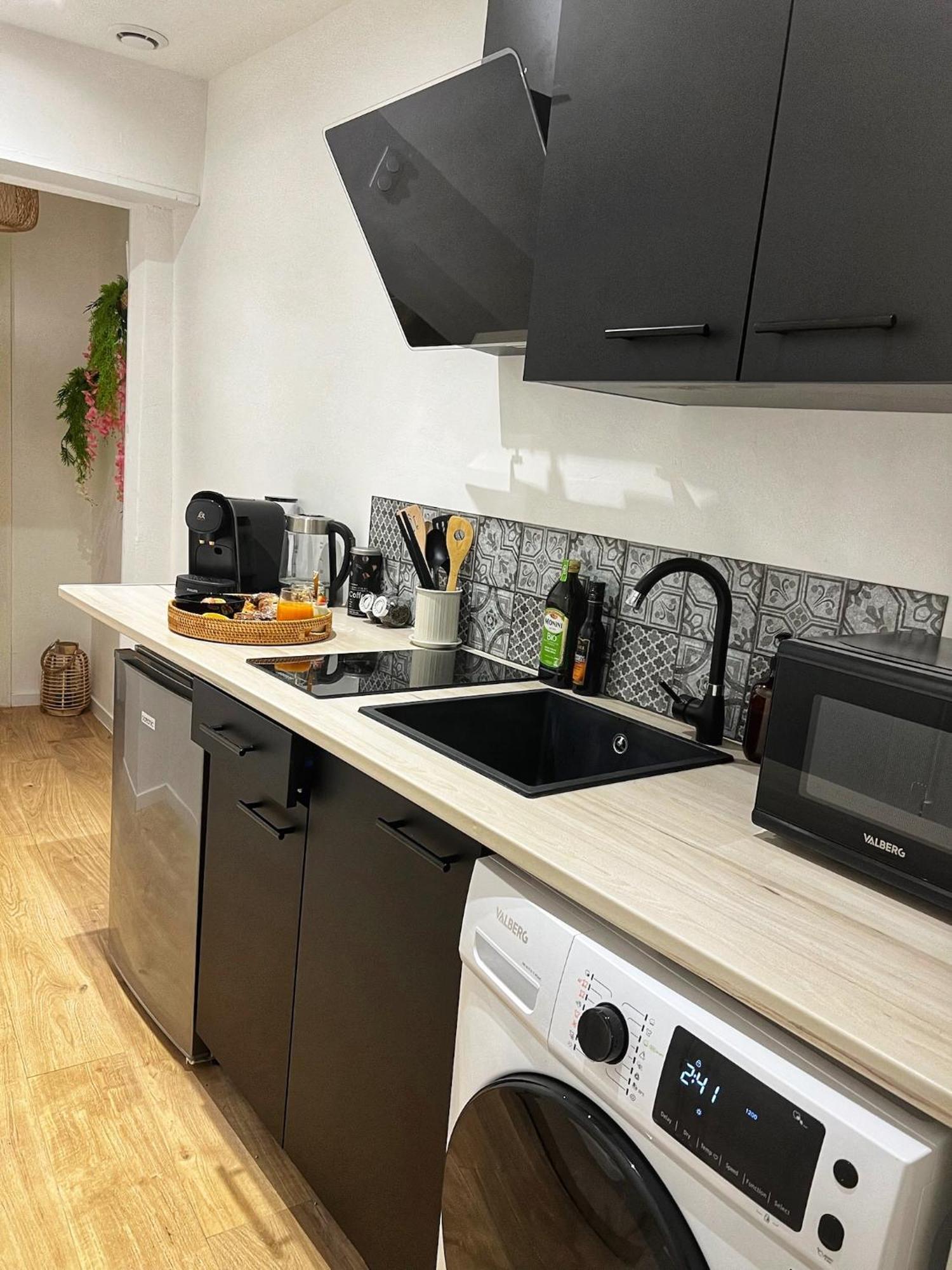 Apartment Bien-etre Au Naturel, Room, Jacuzzi Sauna, Centre-historique *